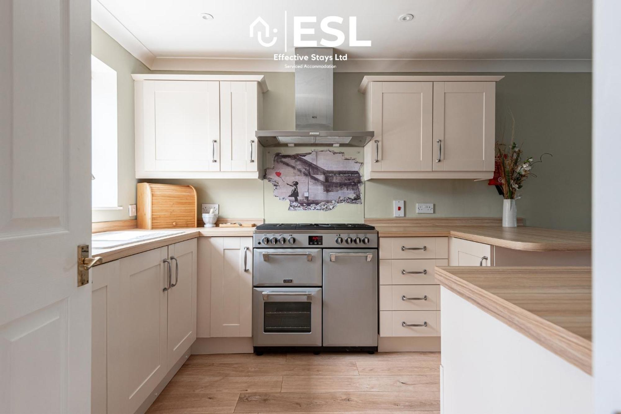 4 Bedroom Townhouse 10Mins Walk From Shrewsbury Town Centre With Parking מראה חיצוני תמונה