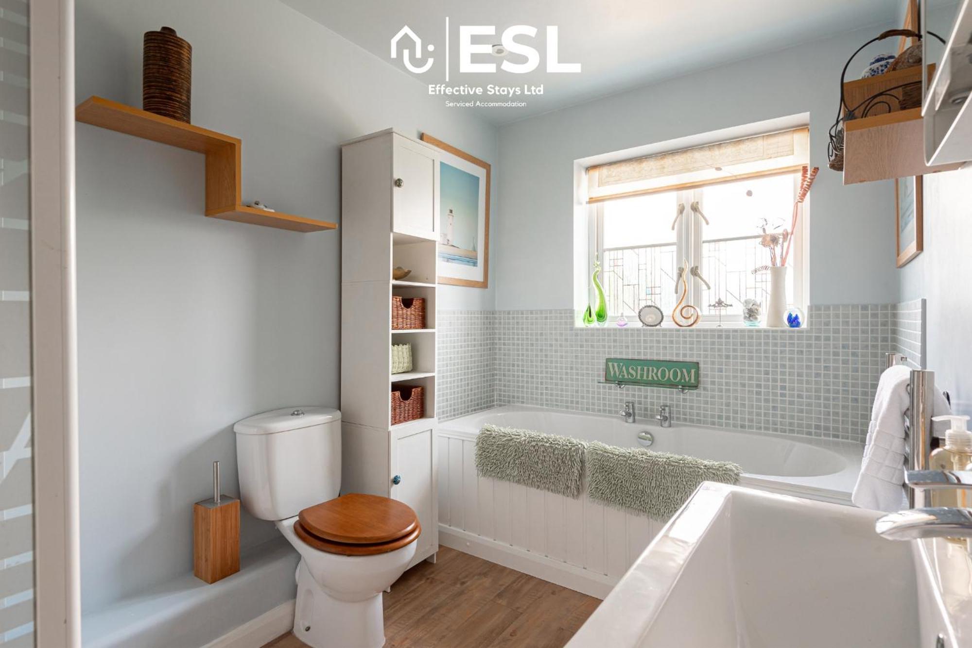 4 Bedroom Townhouse 10Mins Walk From Shrewsbury Town Centre With Parking מראה חיצוני תמונה